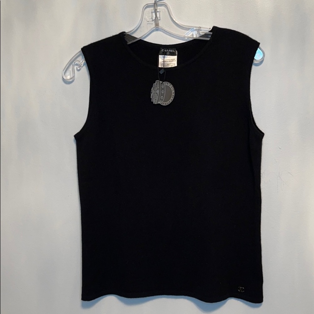 Chanel sleeveless sweater size 04A
